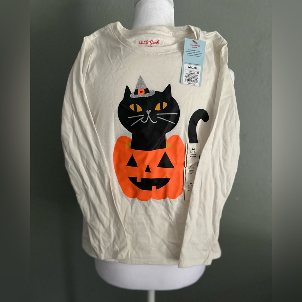Kids 7/8yo Halloween cat shirt. Long sleeve, off-white.